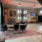 Siggi Loft *